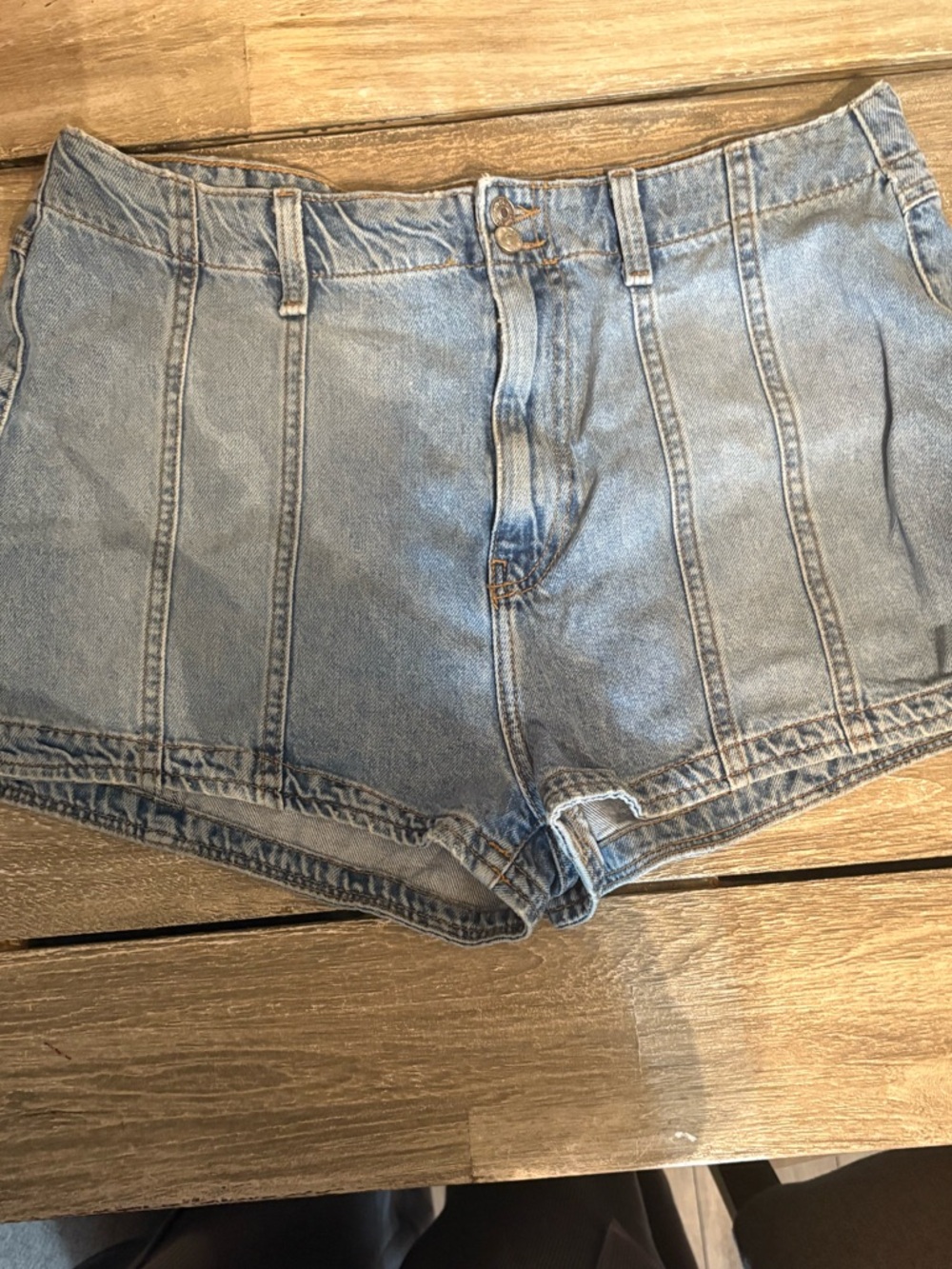 Forever 21 Light Blue Panel-Detail Denim Shorts